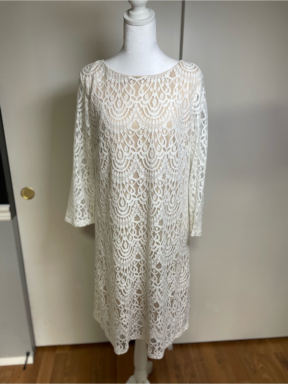 Ronni Nicole Cream Crochet Midi Dress